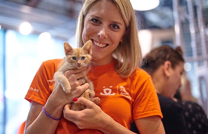 Pet Volunteering | Best Friends Animal Society