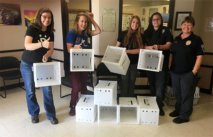 People holding cat carriers at Idaho Falls Animal Shelter