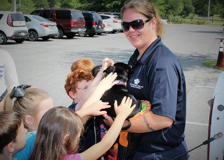 Municipal-animal-shelters-outreach.jpg