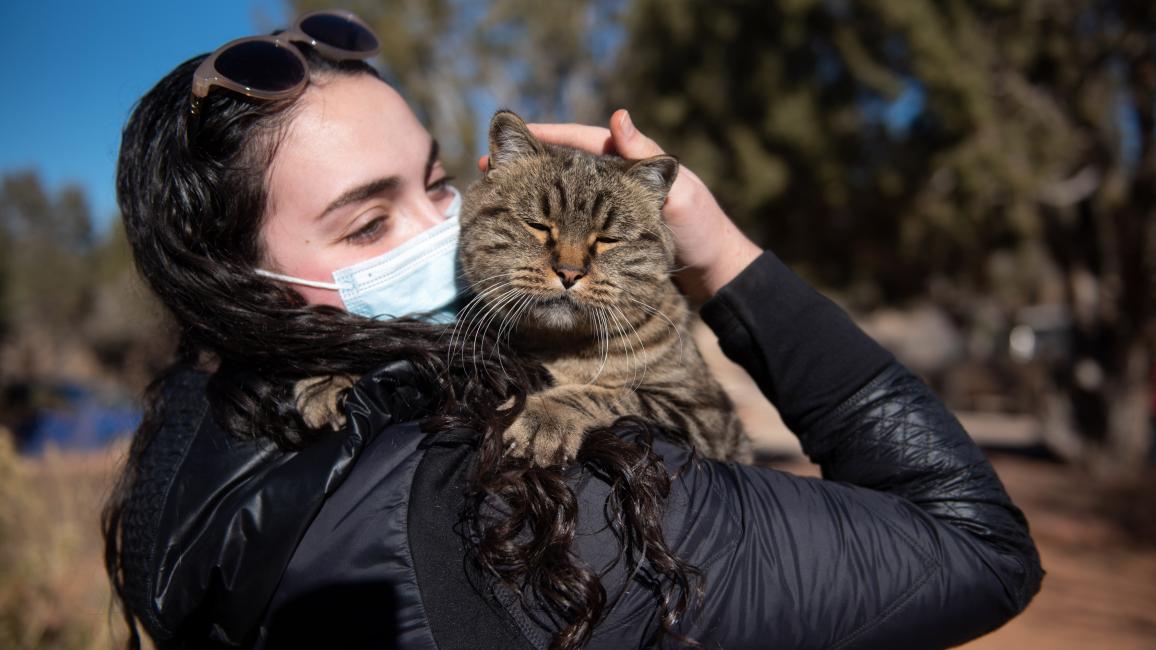 Lauren holding Cory the cat