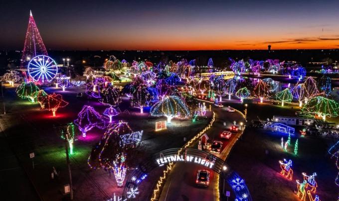 Christmas lights in Chickasha, Oklahoma during sunset