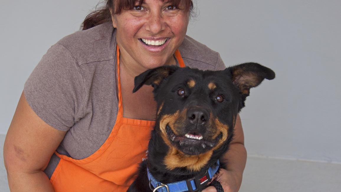 Volunteer Regina with dog