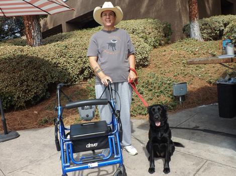Veteran-service-dog-Sue-Lady-Di-Coffee-Stand.jpg