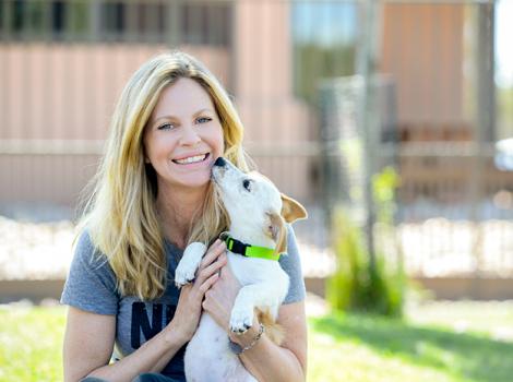 Kristin Bauer and puppy